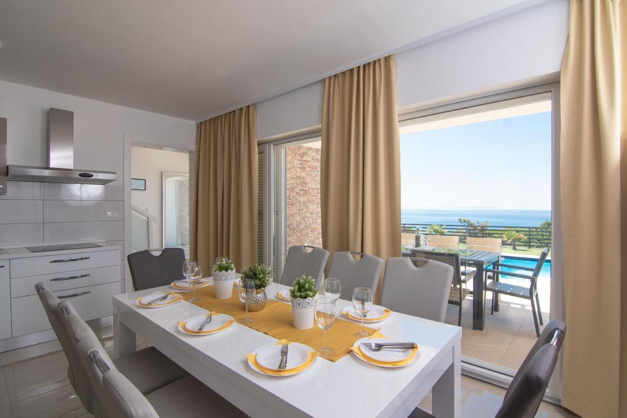 Villas Royal I With Private Pool Novalja Bagian luar foto